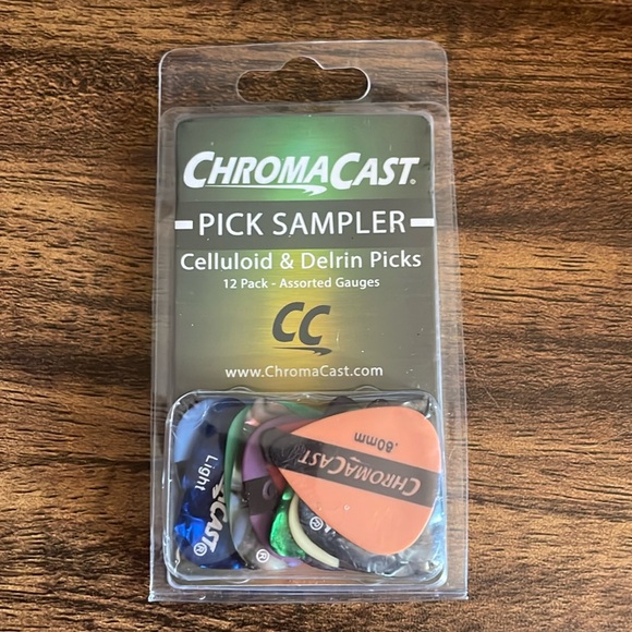 12 pack of ChromaCast guitar picks - Picture 1 of 1